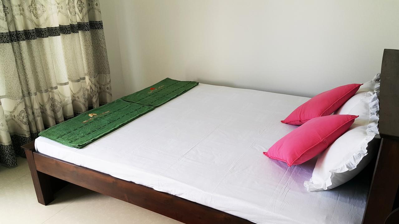 Methusha Holiday House Mirissa Buitenkant foto